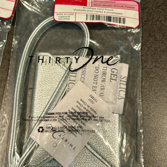 LOT OF 2 Thirty One Envelope Card Pouch Silver Metallic Smooth Pebble New In Bag - Picture 7 of 8
